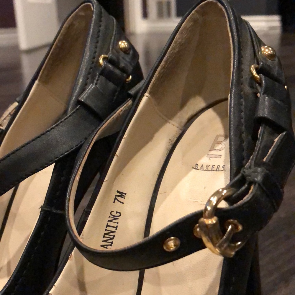 Black heels - Picture 7 of 7